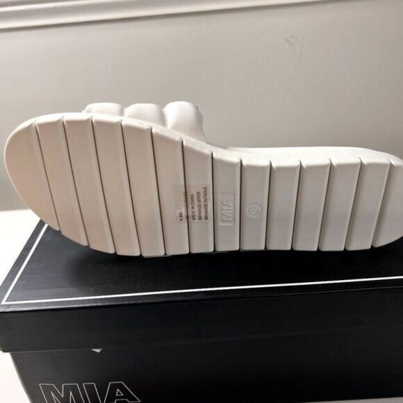 MIA Cimone Women's Quilted Slide‎ Slip-on Open toe Sandal NWB - Picture 12 of 12